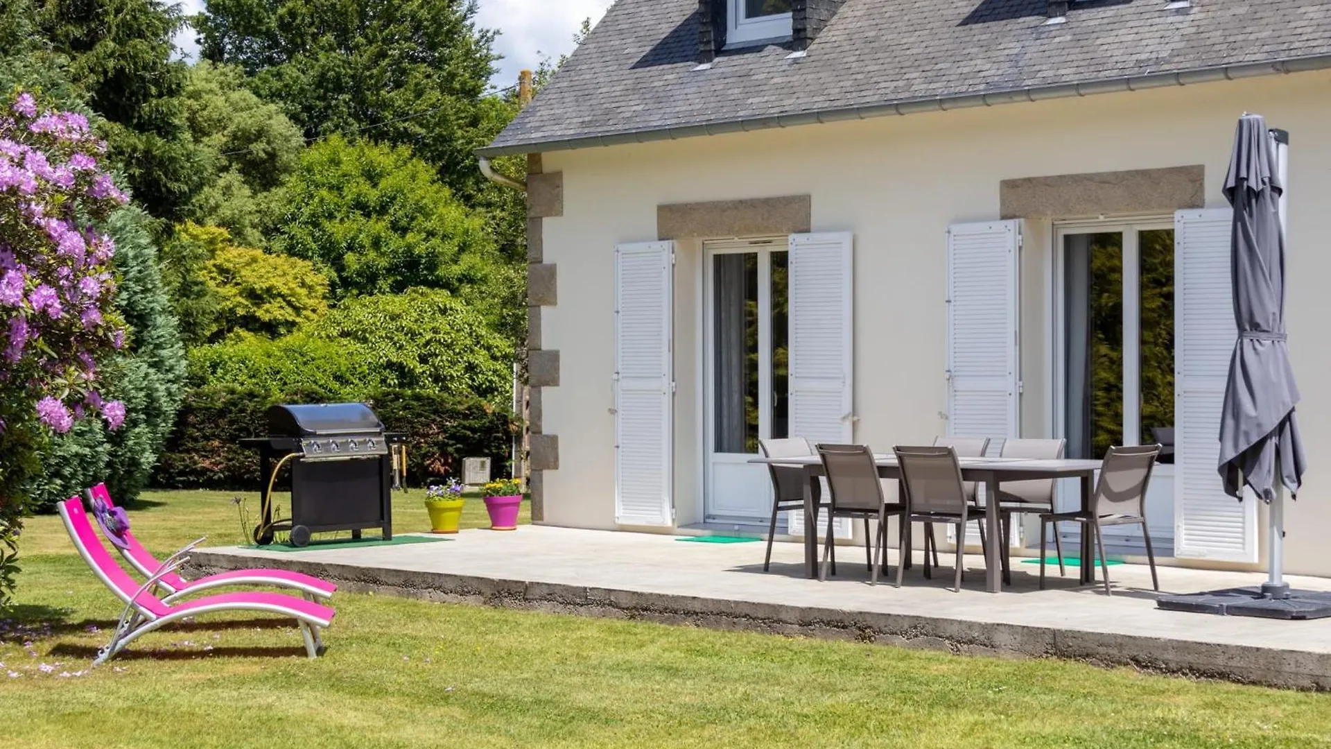 Maison Familiale Terrasse Et Parc Plouisy 0*,